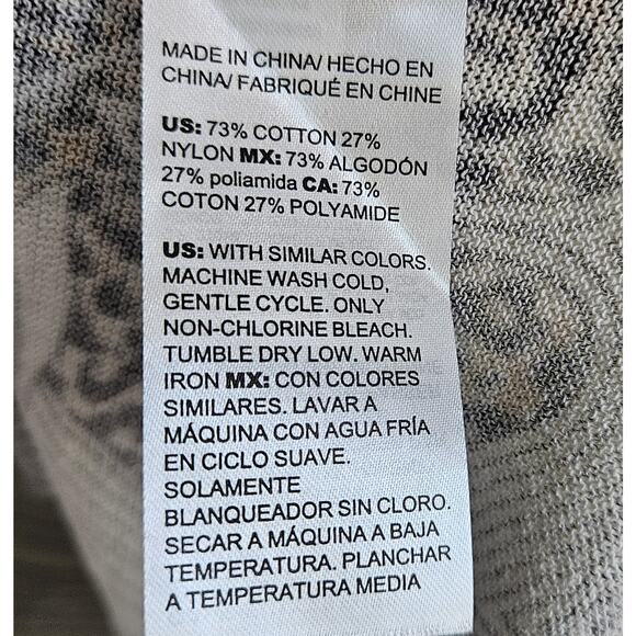 CHICO'S 1 Women M Cardigan Sweater Button Up Leaves Leopard Art to Wear Bust 38" - Picture 7 of 7